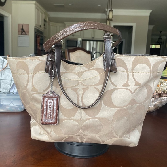 Coach Carly signature canvas shoulder/Tote GUC - Picture 5 of 15